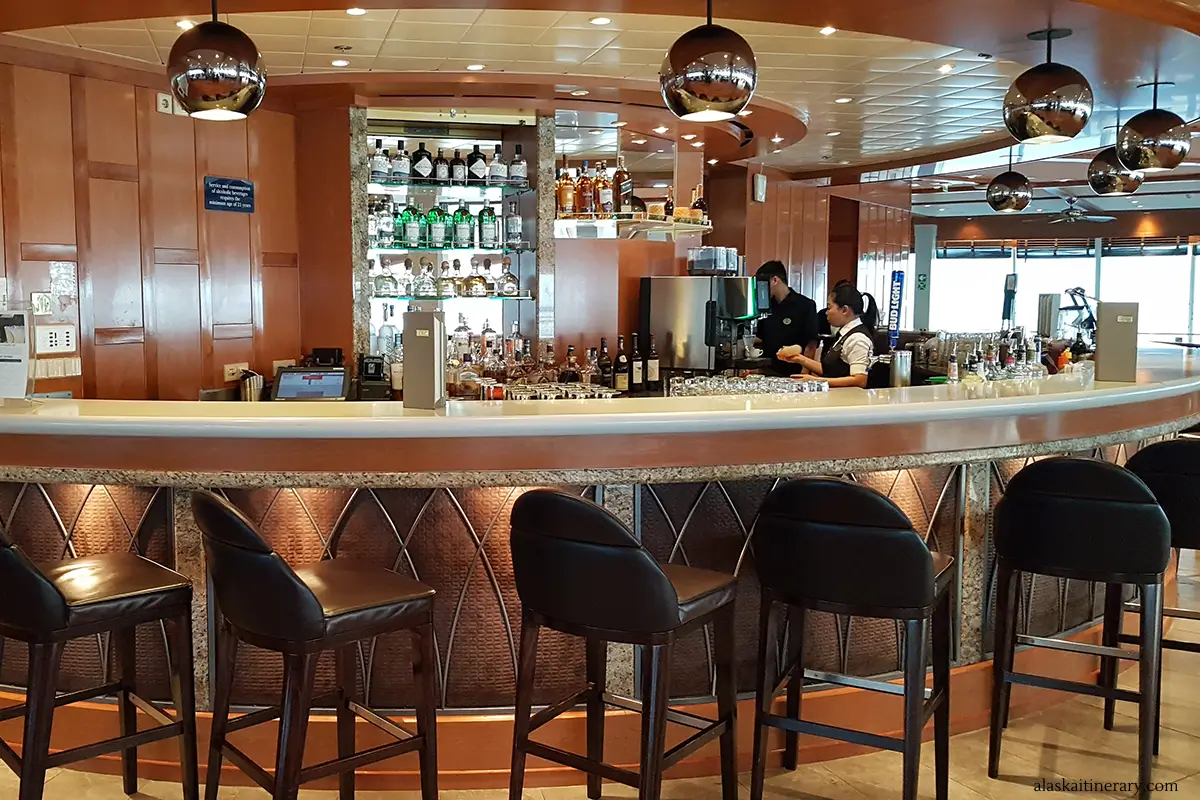 Bar at Norwegian Sun cruise ship.