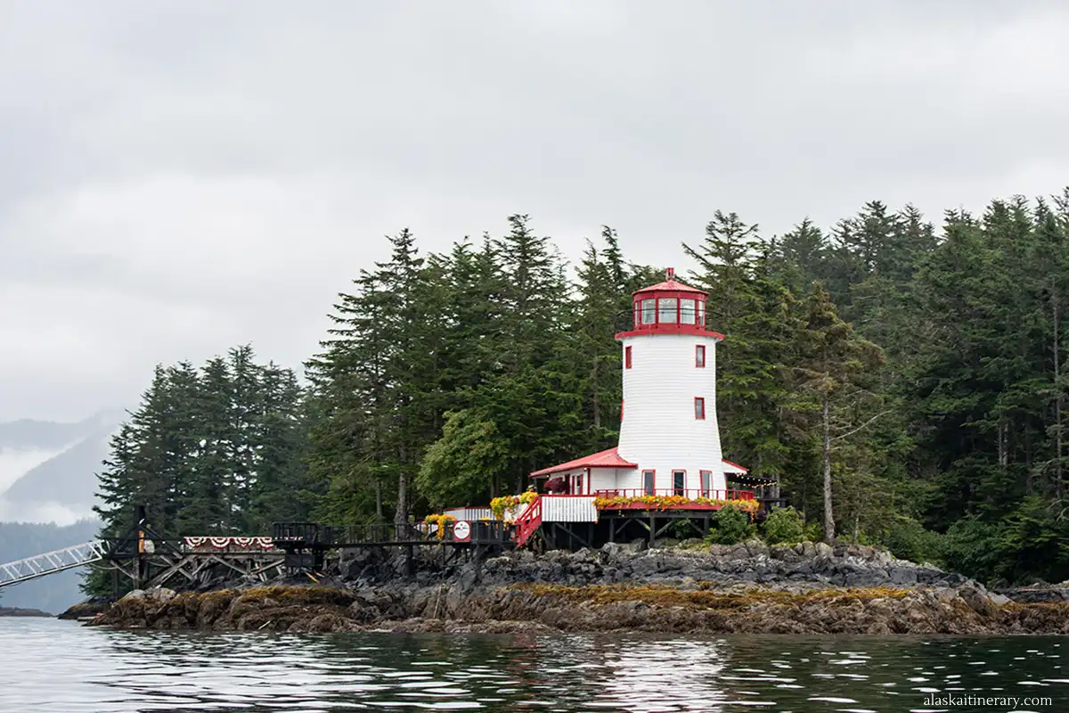 White lighthouse in SItka durin our kayaking trip.