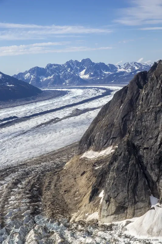 Denali itinerary - scenic flight over mountains.