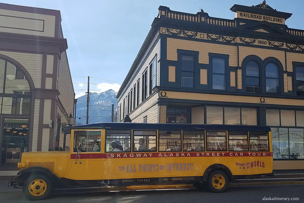 Skagway Street Car City Tour is one of the best Skagway excursions, as a yellow comfy street car with a professional guide takes you through the best city viewpoints.