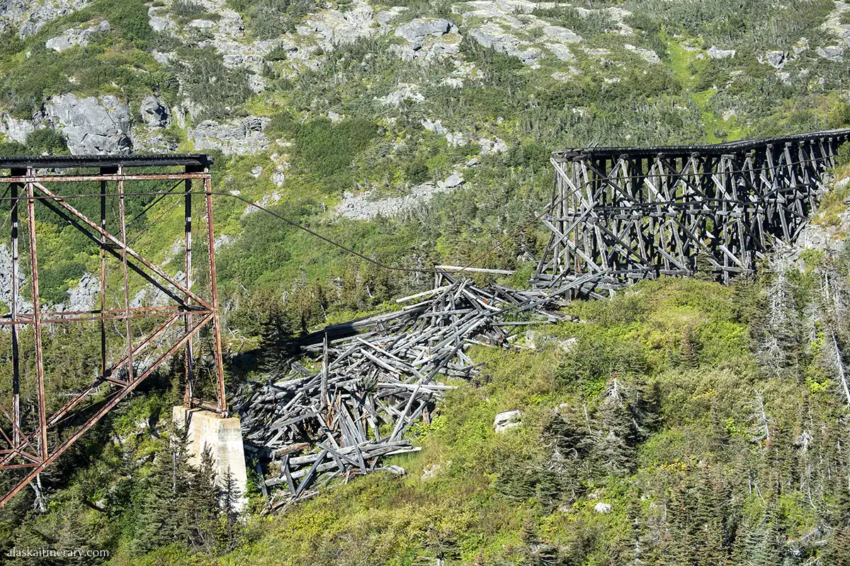 old and distroye railway bridge in skagway.