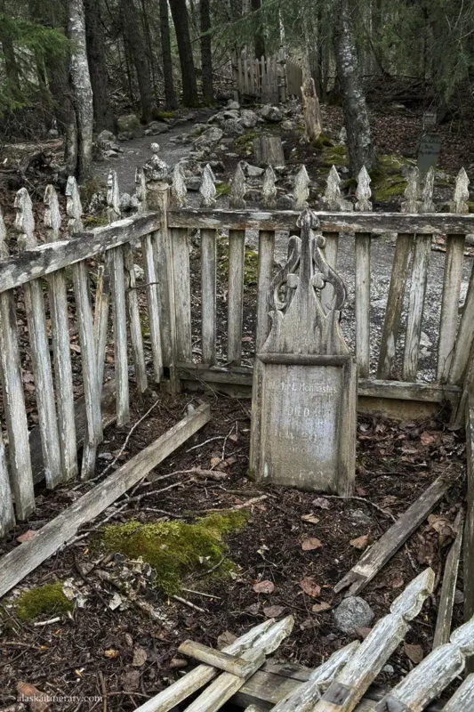 Old graves at Skagway's Gold Rush Cementery.